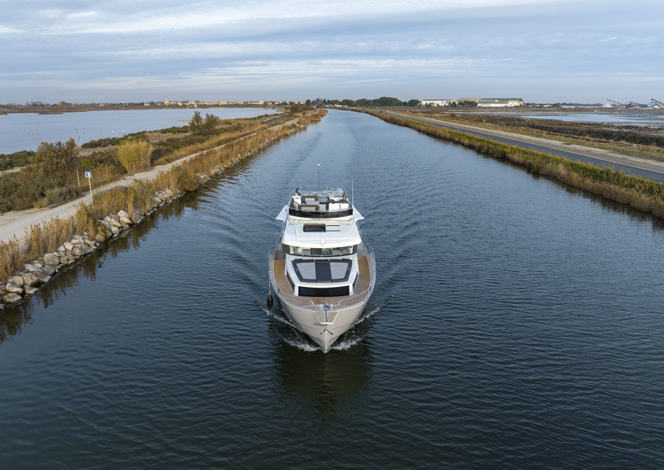  Flusskreuzfahrt auf der Elbe von Berlin nach Hamburg 