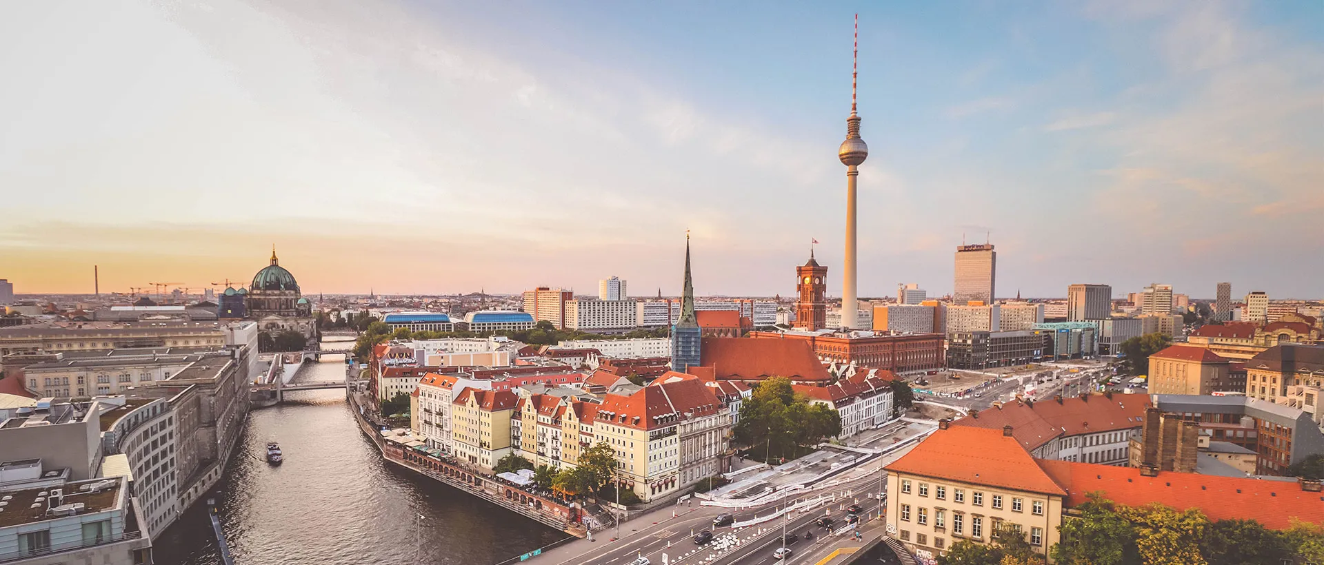 florian-wehde-1uWanmgkd5g-unsplash