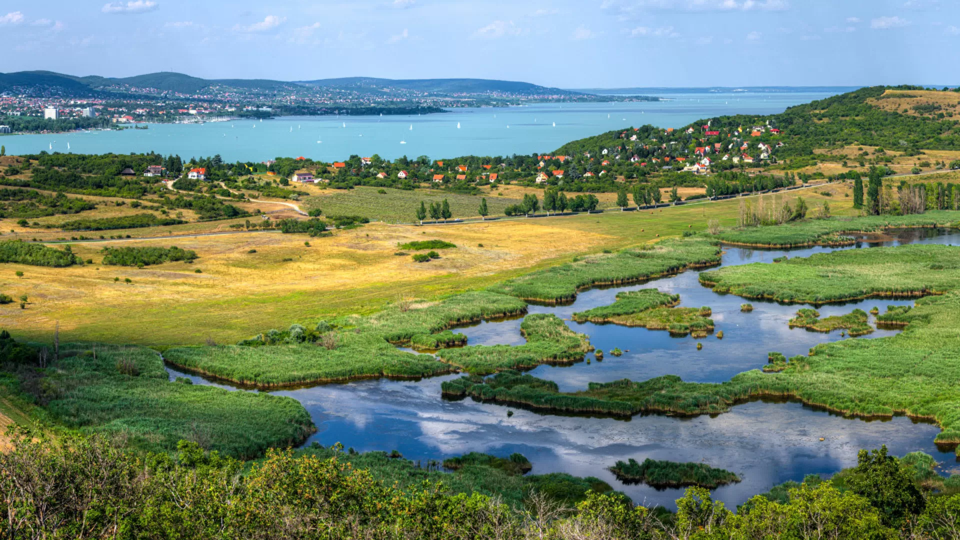 lac-balaton-left-image-960x680-2