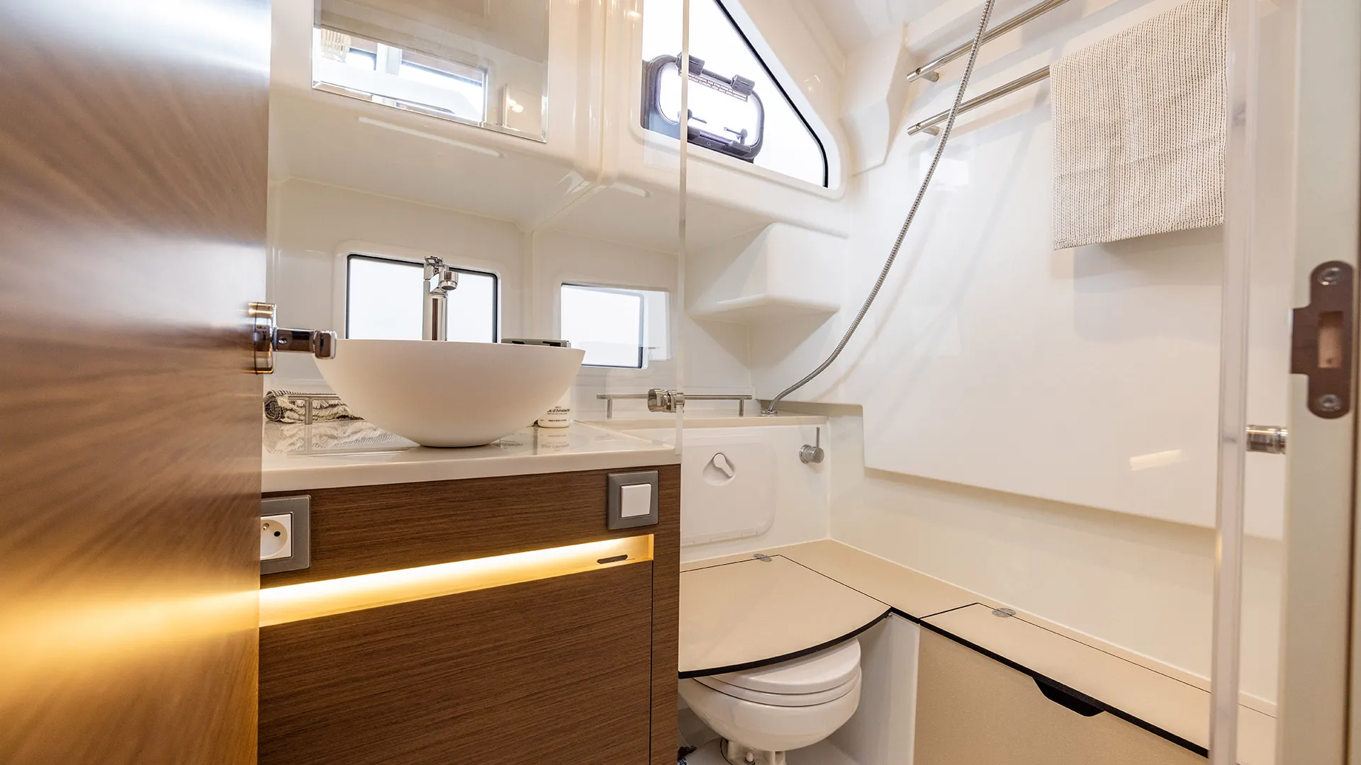 DELPHIA_11_FLYLOUNGE_IMAGE_INTERIOR_NETHERLANDS_24
