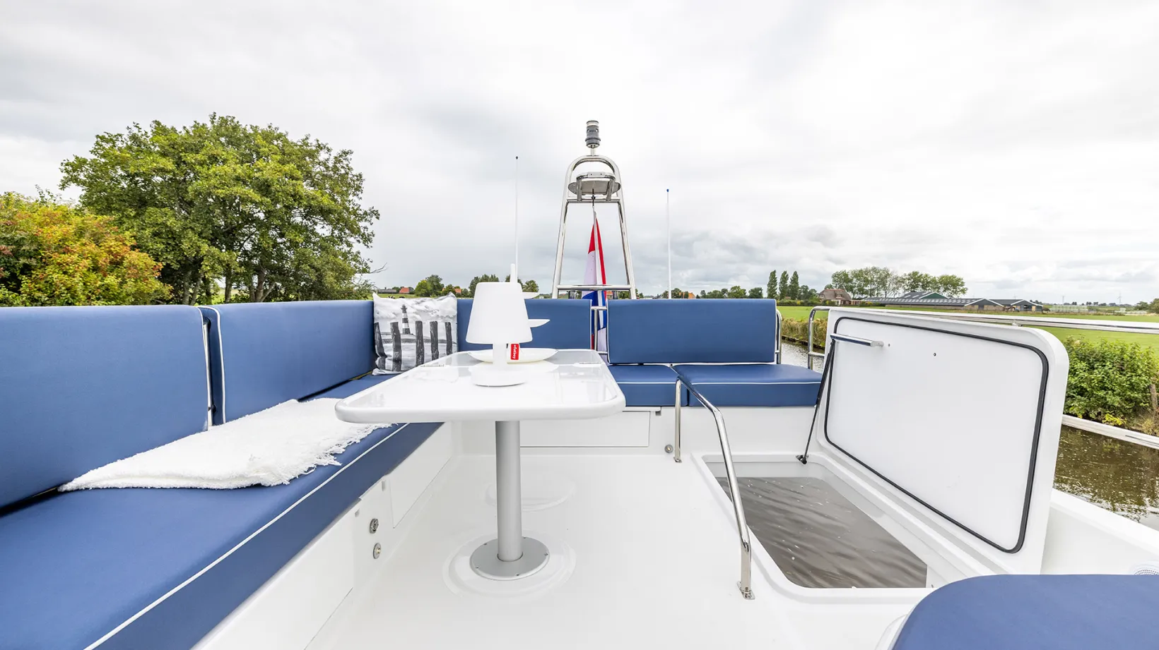 DELPHIA_11_FLYLOUNGE_IMAGE_EXTERIOR_NETHERLANDS_10