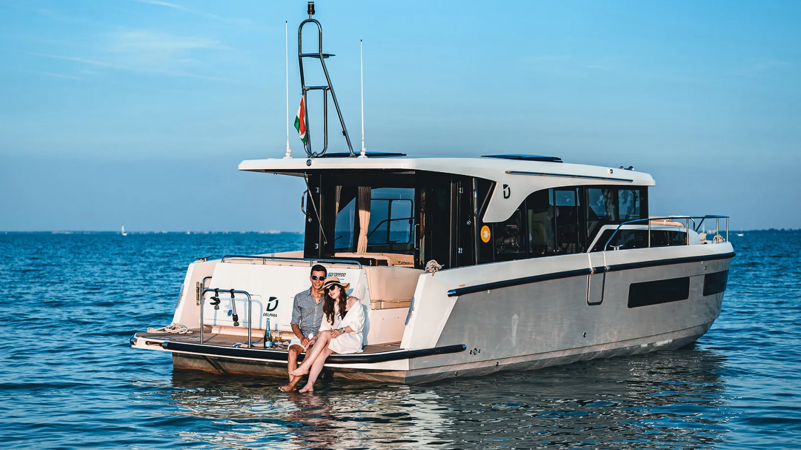 DELPHIA_11_SEDAN_IMAGE_EXTERIOR_BALATON_37