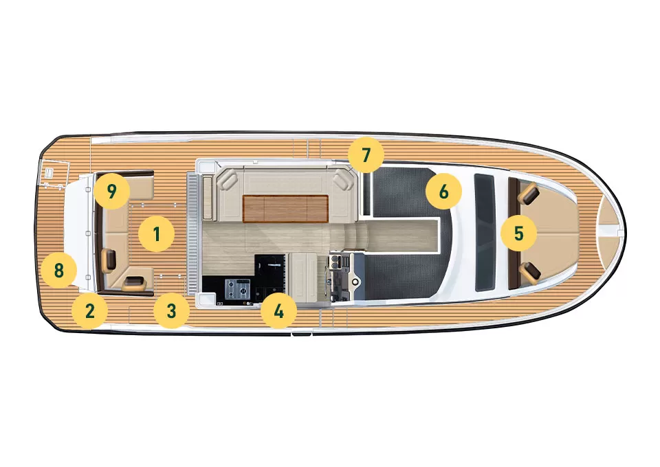 Delphia 11 Main Deck