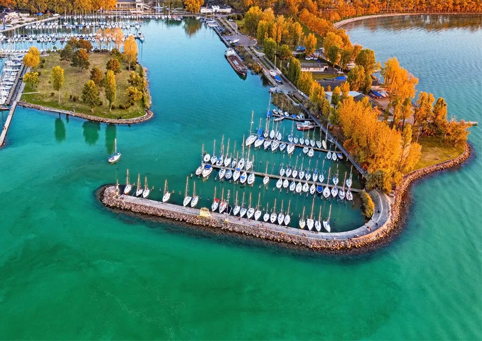 lac-balaton-right-image-960x680-7