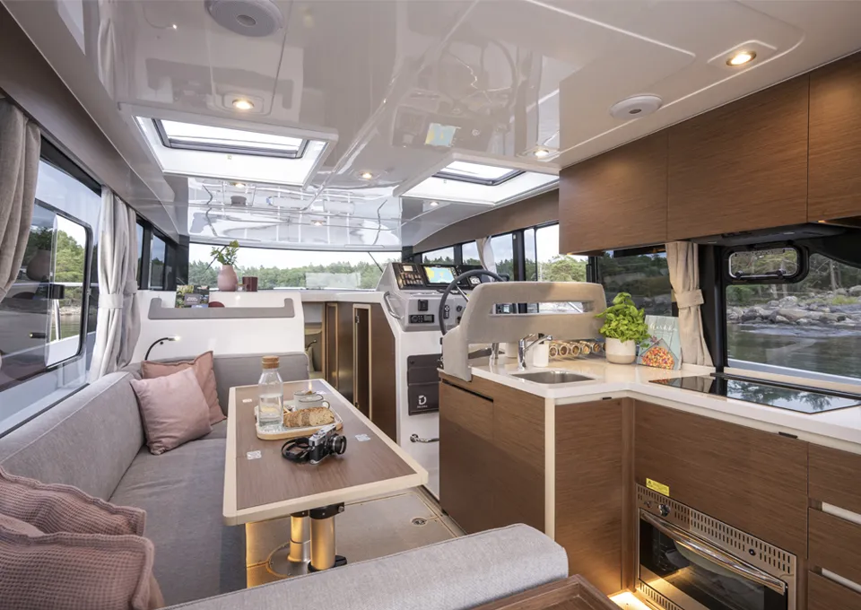 Delphia Interior