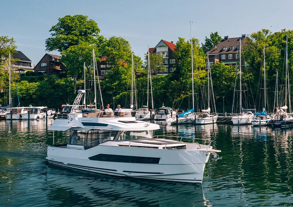 DELPHIA_12_FLYLOUNGE_IMAGE_BALTICSEA_EXTERIOR